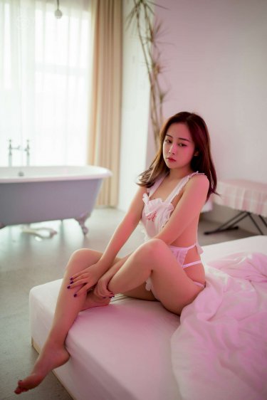 女王踩踏